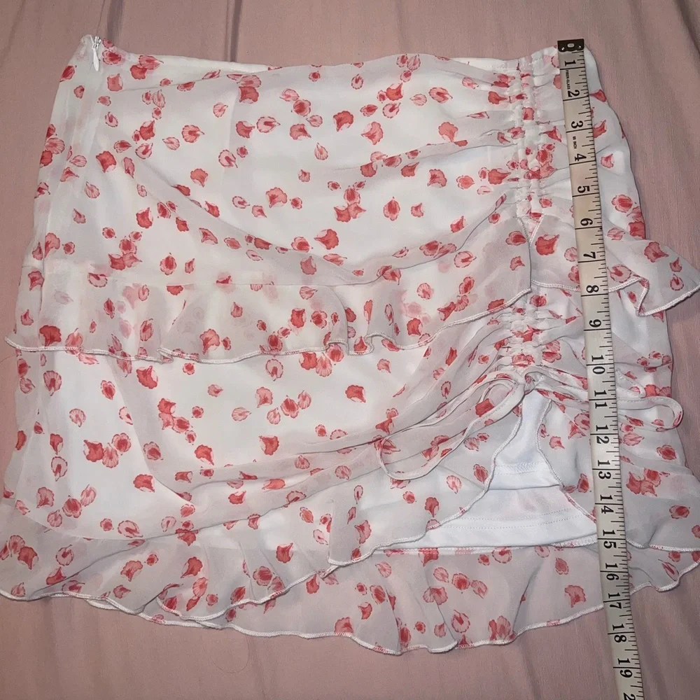 Princess Polly Red & White Floral Ruched Mini Skirt Size 8
